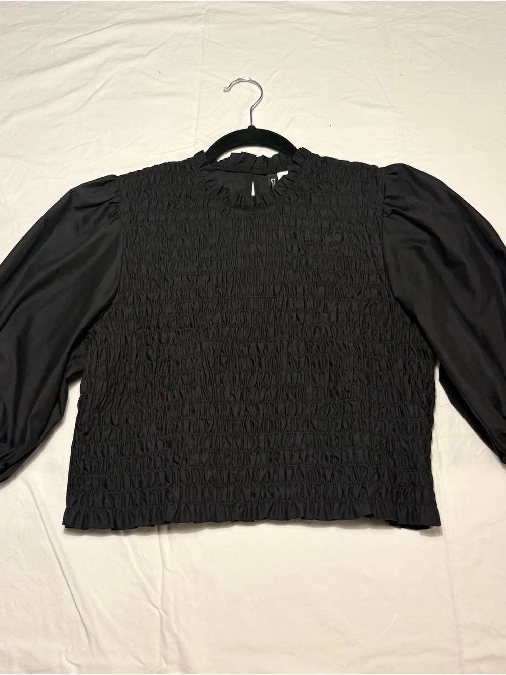 Divided by H&M Black Smocked Puff Sleeve Top | Ruffle Collar | Size L